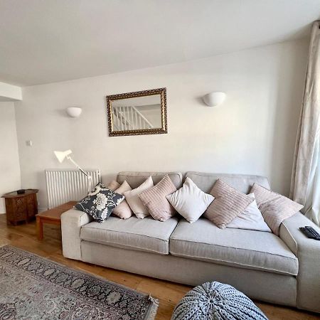 Pass The Keys 64 Church Street Characterful 2-Bed Cottage In The Heart Of Town Kingsbridge  Esterno foto